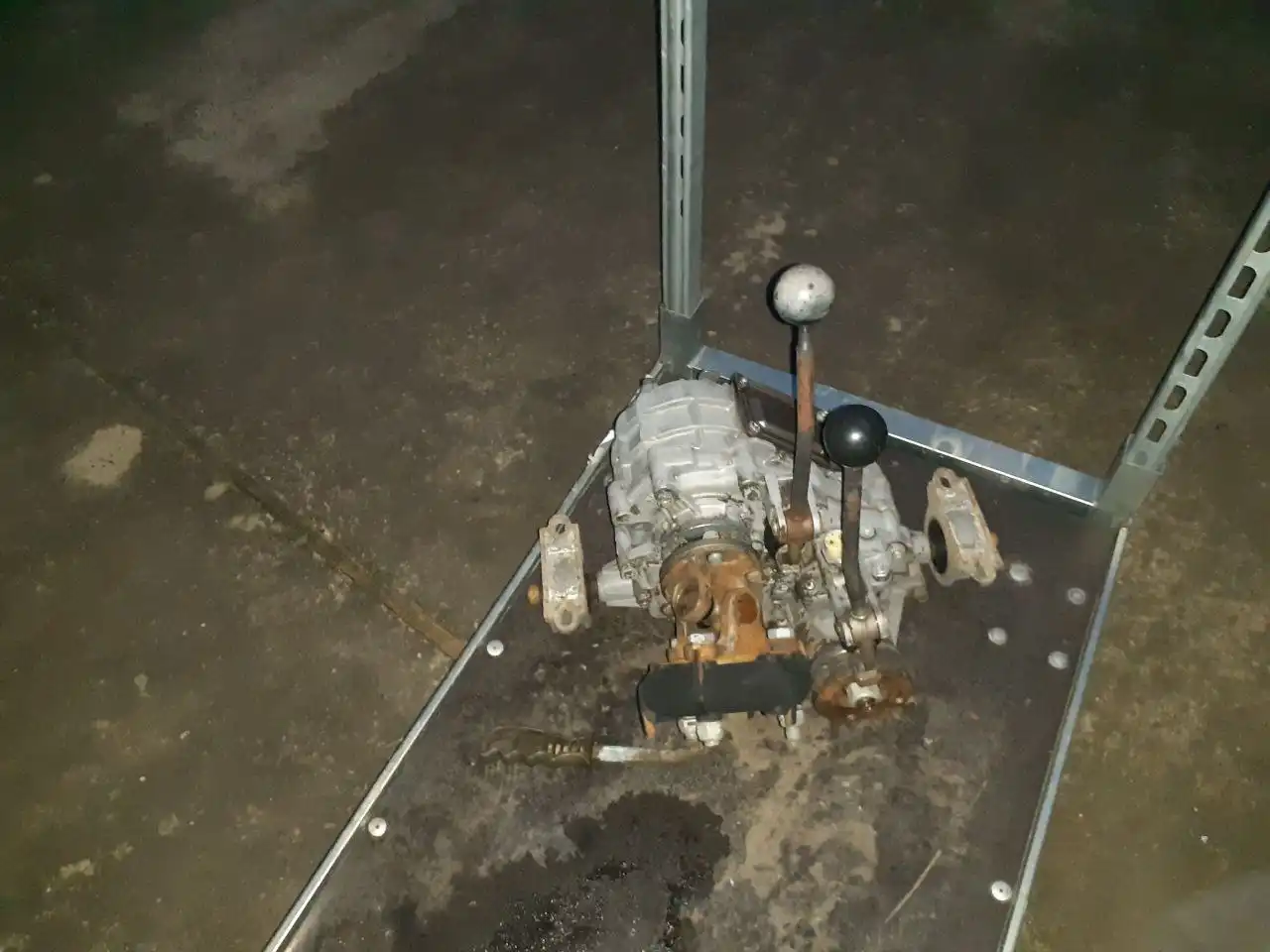 Продам раздатку рабочую на Ниву