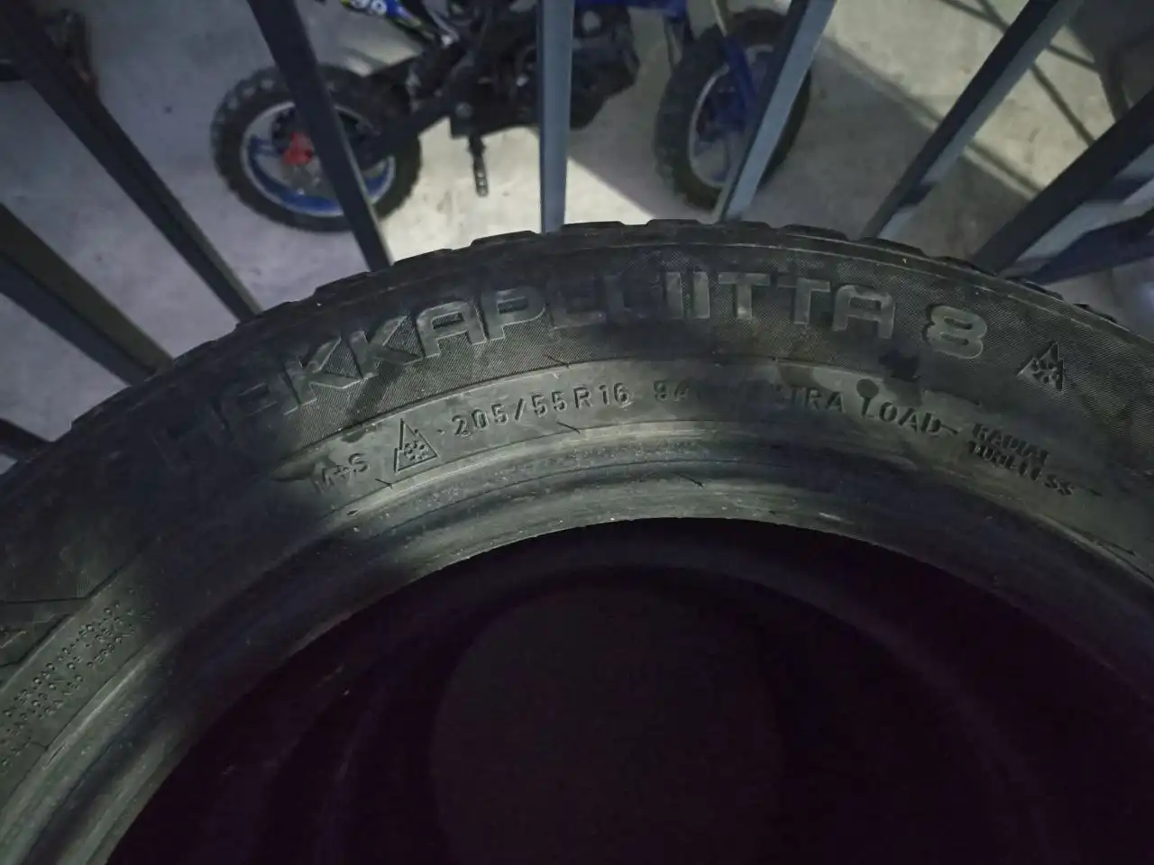 Продам комплект зимней резины без дефектов