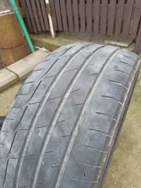 Продажа 2 шин в отличном состоянии - частное объявление в Краснодар
