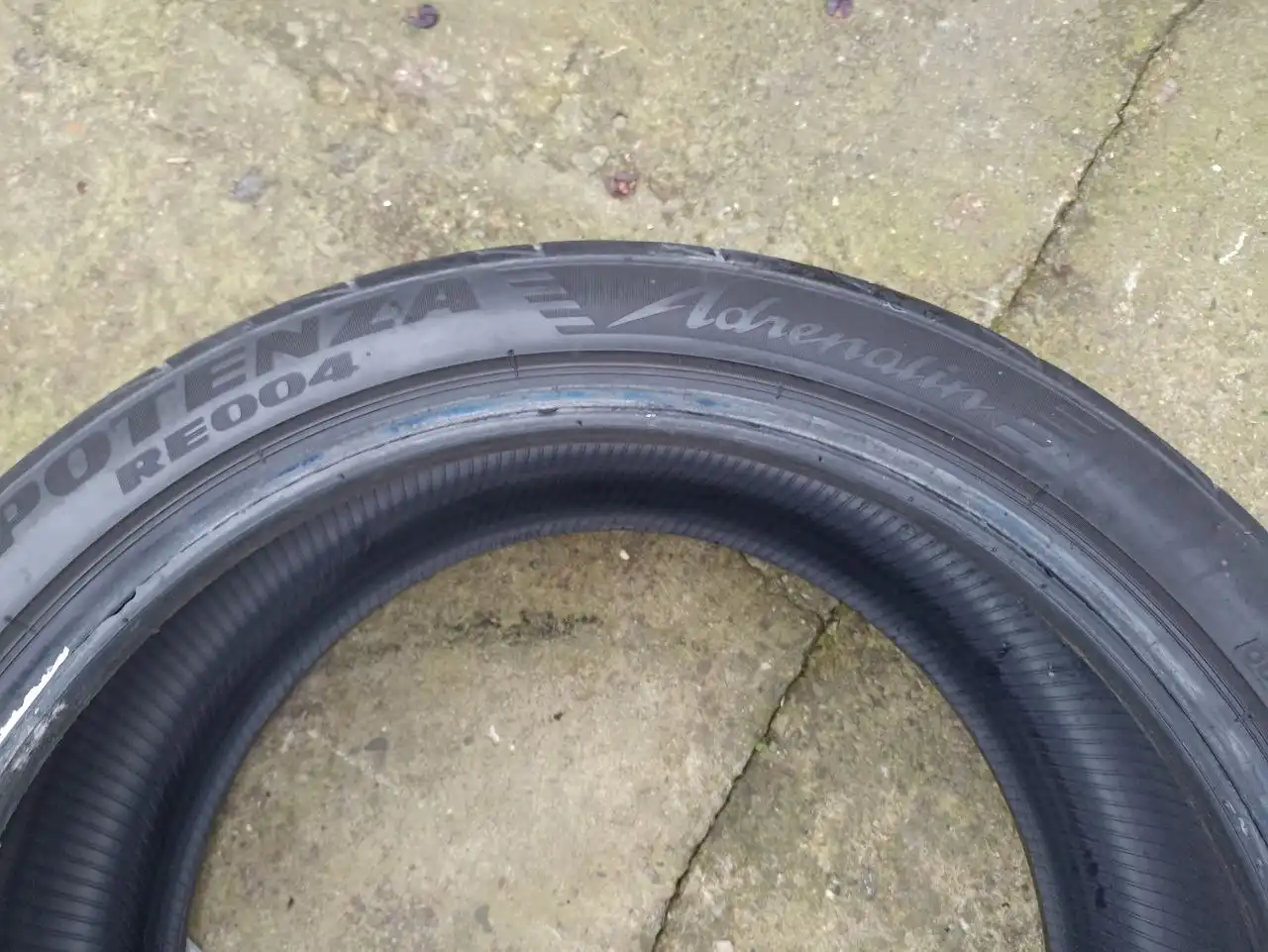 Продажа 2 шин в отличном состоянии