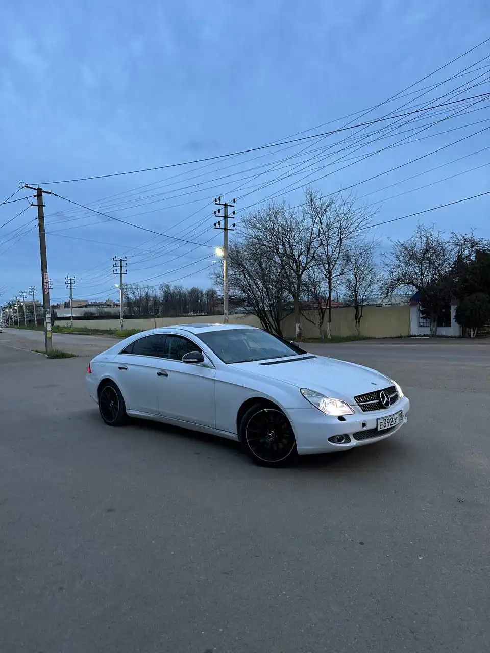 Продажа автомобиля Mercedes-Benz CLS 2005 года