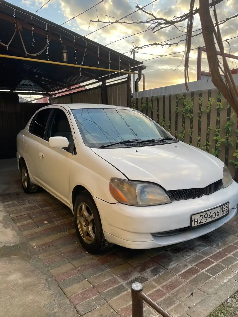 Toyota Platz 1999 г.в. в отличном состоянии - Авто в Краснодар