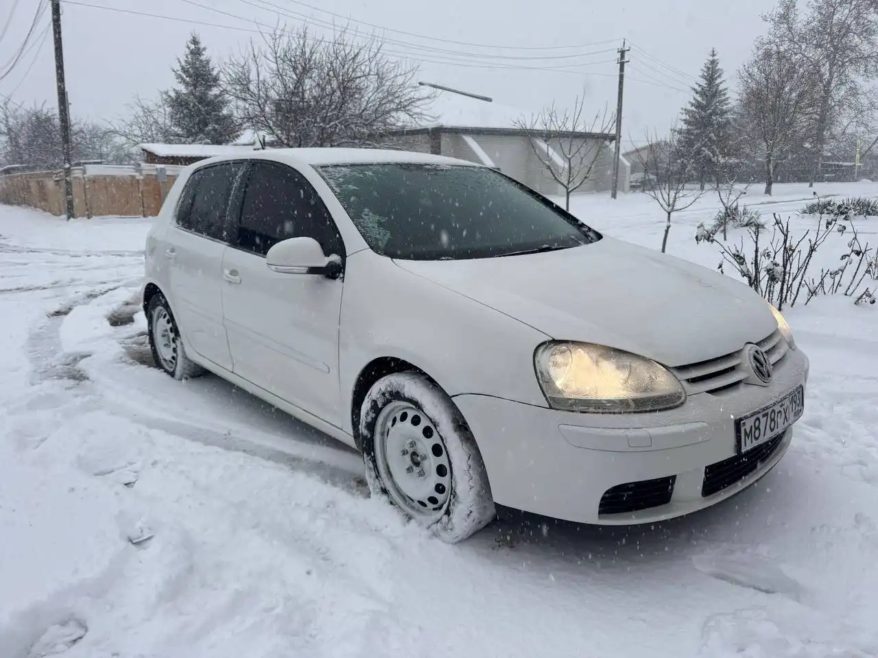 Продажа Volkswagen Golf с полным обслуживанием - Авто в Краснодар