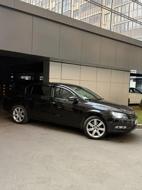 Продам Volkswagen Passat B7 2011 года - частное объявление в Краснодар