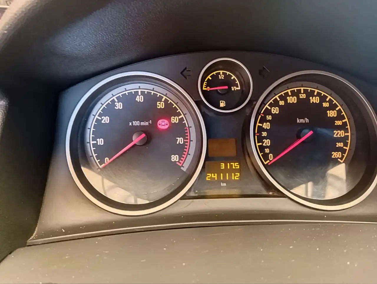 Opel Astra h 2008 года выпуска - Авто в Краснодар