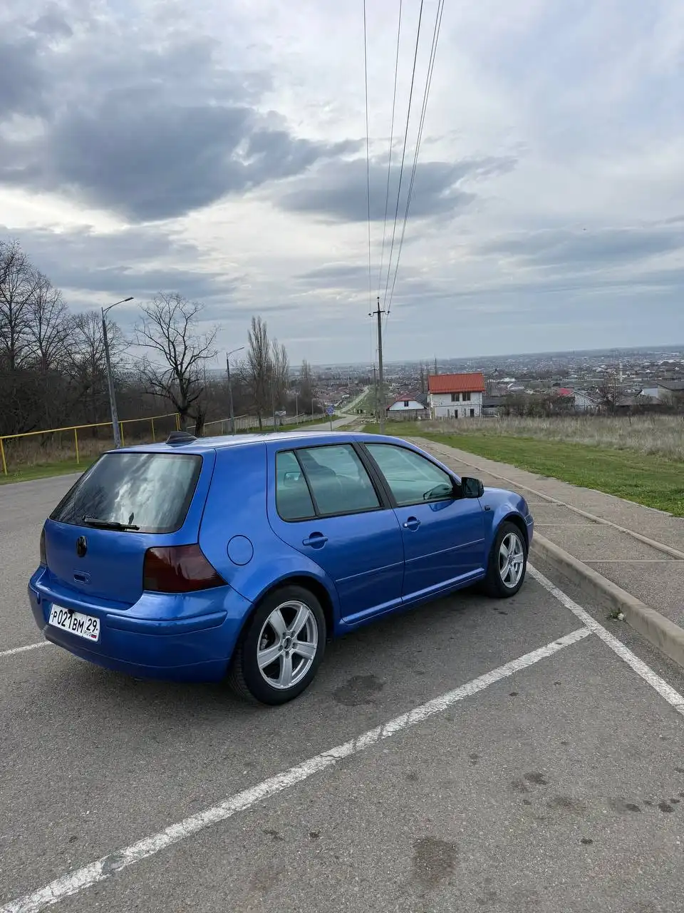 Volkswagen Golf IV 1.6 101лс 2001 года - Легковые автомобили (Авто) в Майкоп