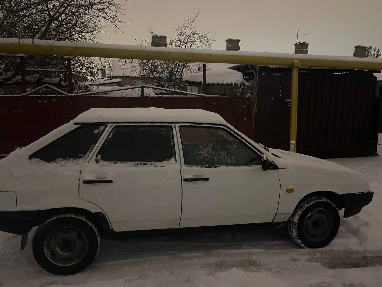 ВАЗ 2109 1994 года выпуска после ДТП - Легковые автомобили (Авто) в Краснодар