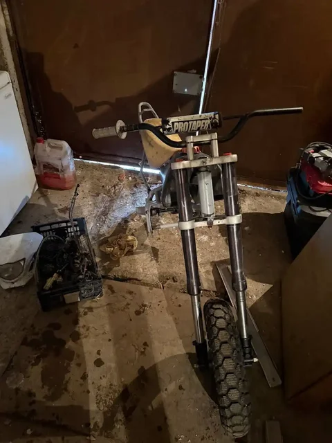 Запчасти на пит и пластик на Дио 18/27 - Шины в Краснодар