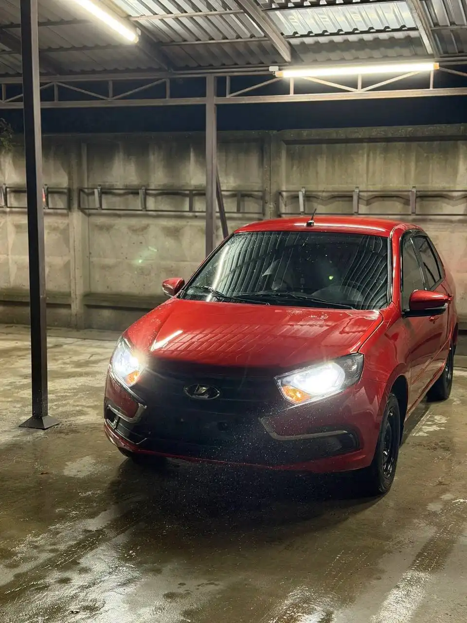 Lada Granta 2022 г.в., Фламенко, 60 тыс.км, 2 хозяина - Легковые автомобили (Авто) в Крымск