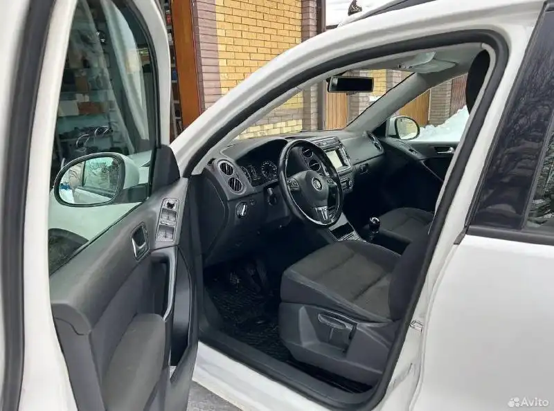 Продажа автомобиля WV Tiguan 2012 года в Майкопе - Авто в Майкоп