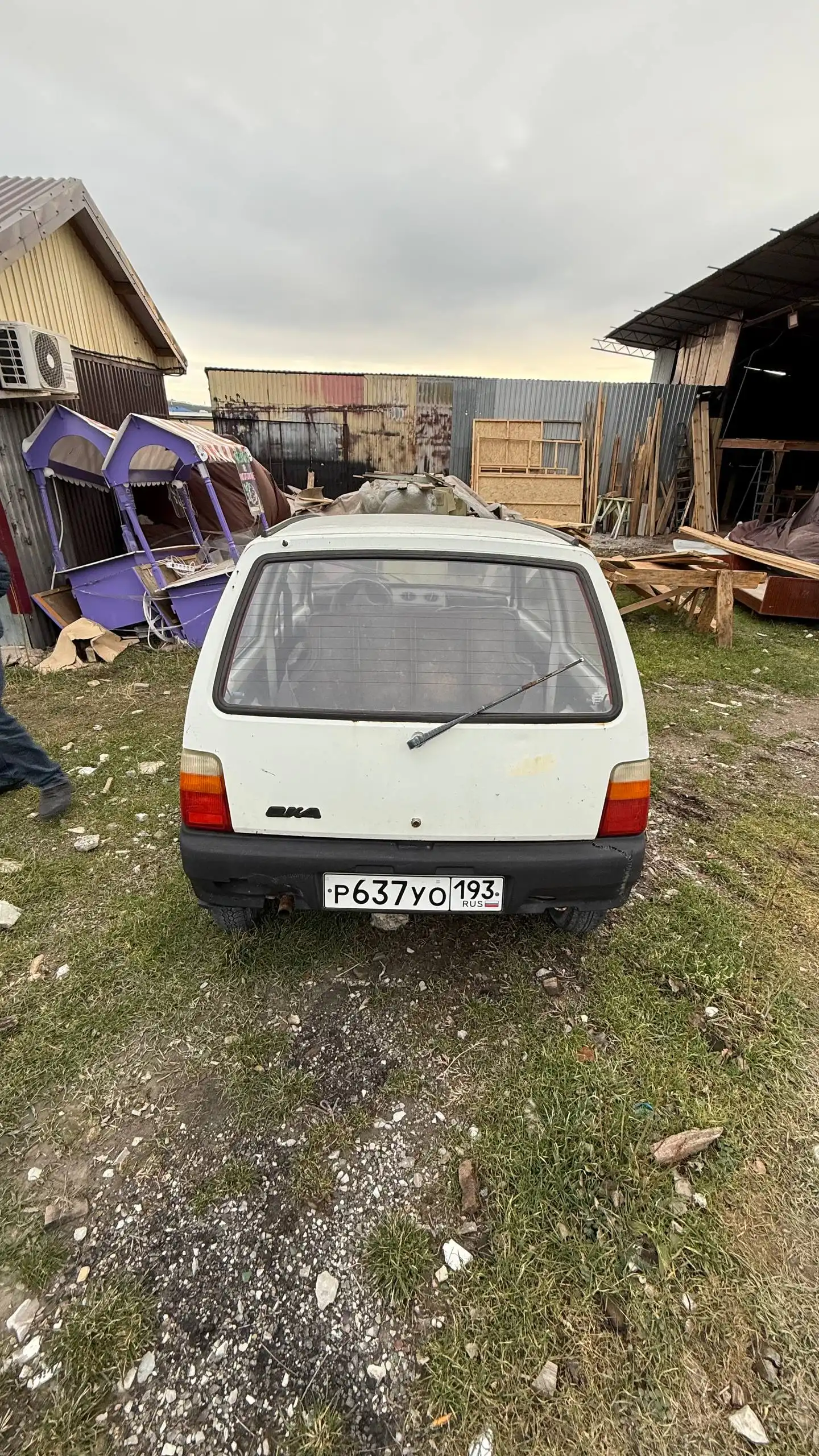 Автомобиль 1998 года на ходу - Авторынок (Авто) в Геленджик