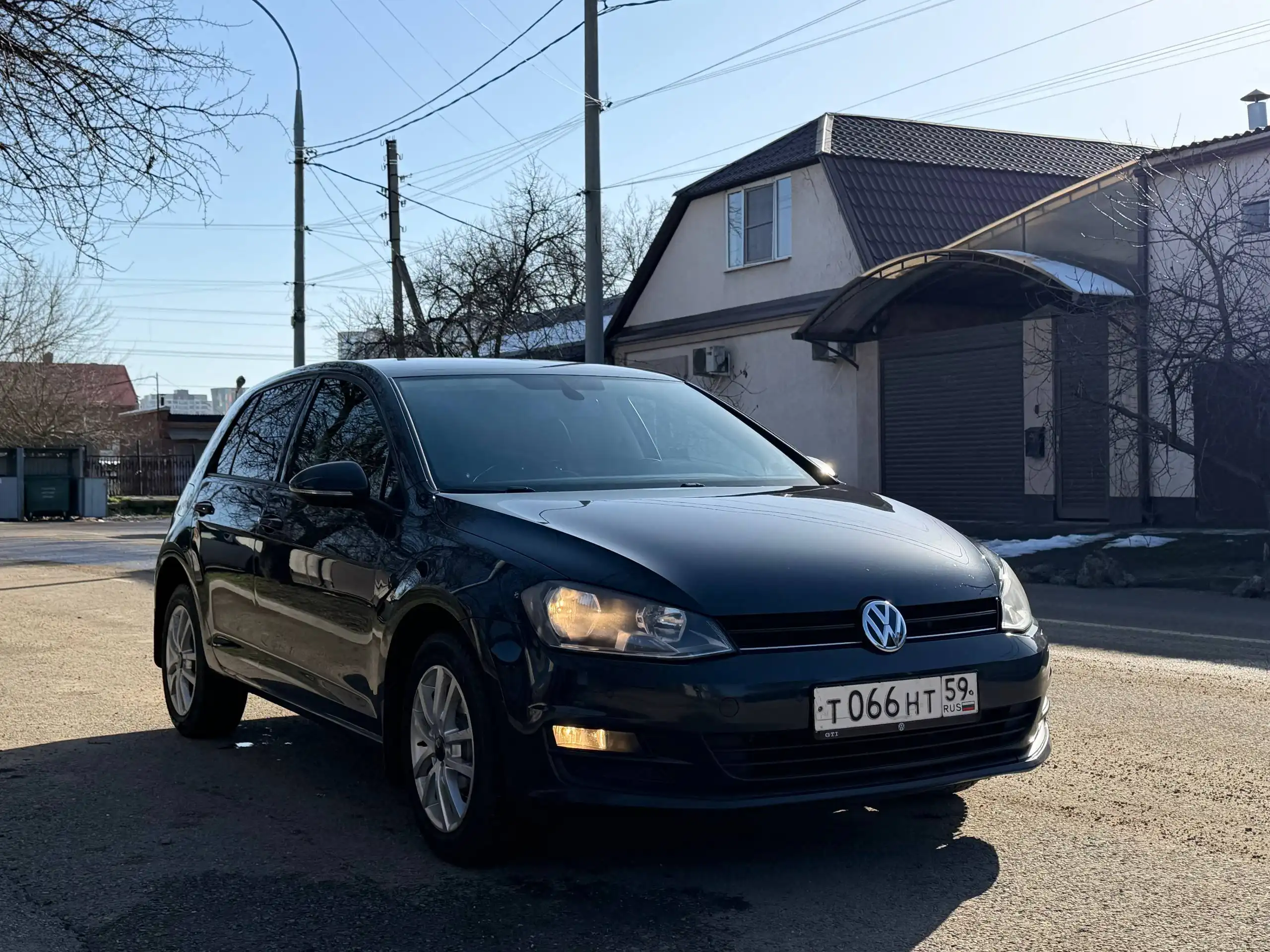Volkswagen Golf 7 2014 года в Краснодаре - Легковые автомобили (Авто) в Краснодар