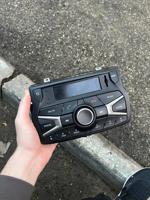 Продажа штатной магнитолы Lada Vesta - Автобусы в Краснодар