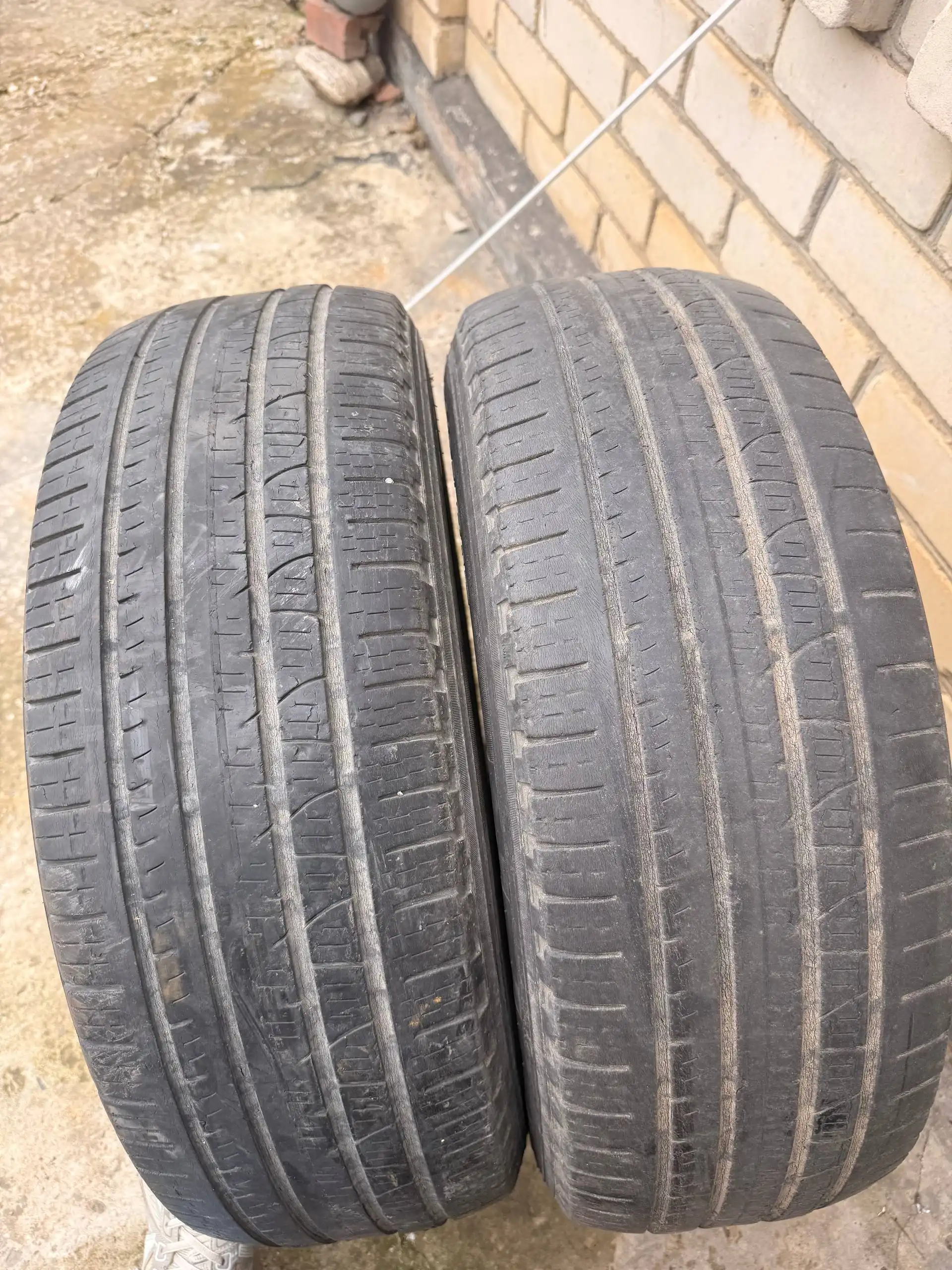 Шина Pirelli 215/65 R16 на докат - Шины и диски (Запчасти) в Краснодар