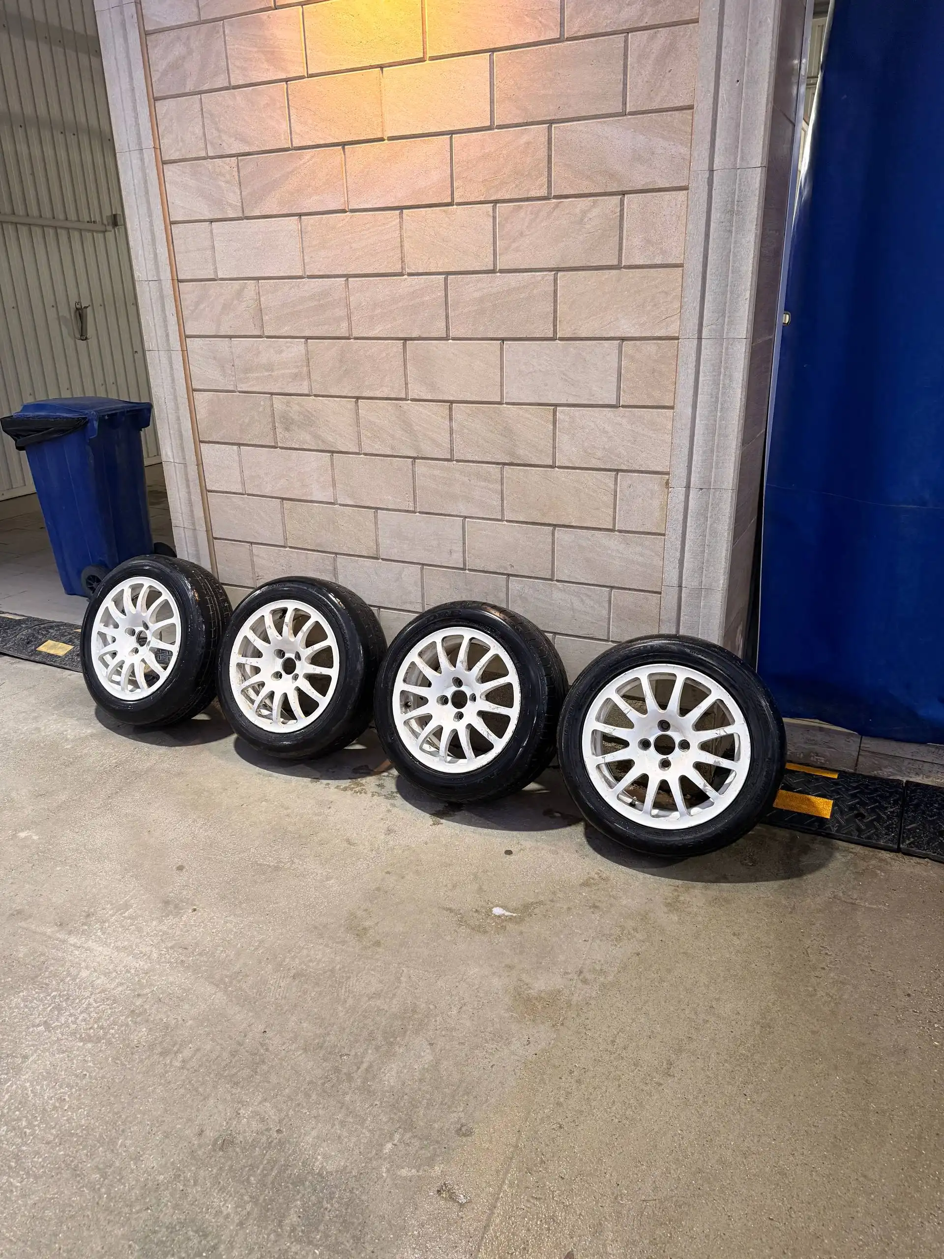 Продажа дисков ВСМПО Вега R15 4x98 - Диски (Авто) в Краснодар