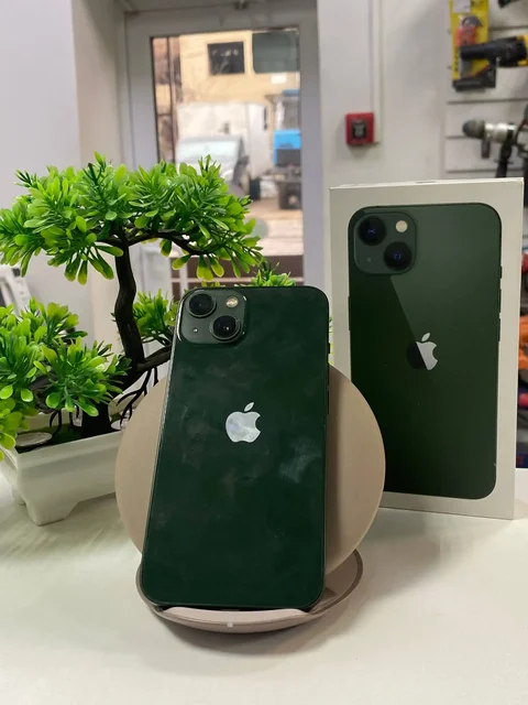 Продам iPhone 13 256 ГБ - Игровые аксессуары в Краснодар