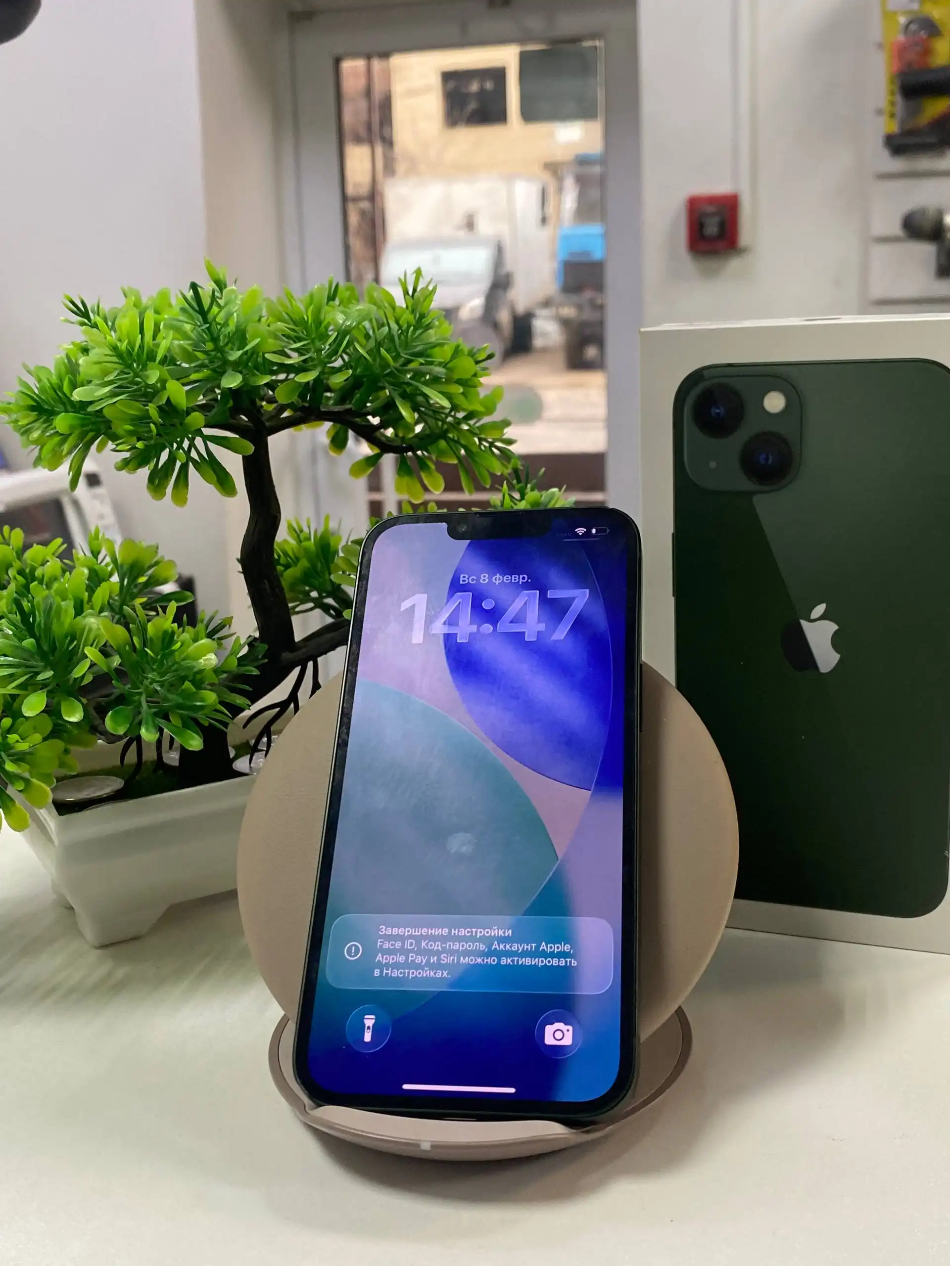 Продам iPhone 13 256 ГБ - Смартфоны и телефоны (Электроника) в Краснодар