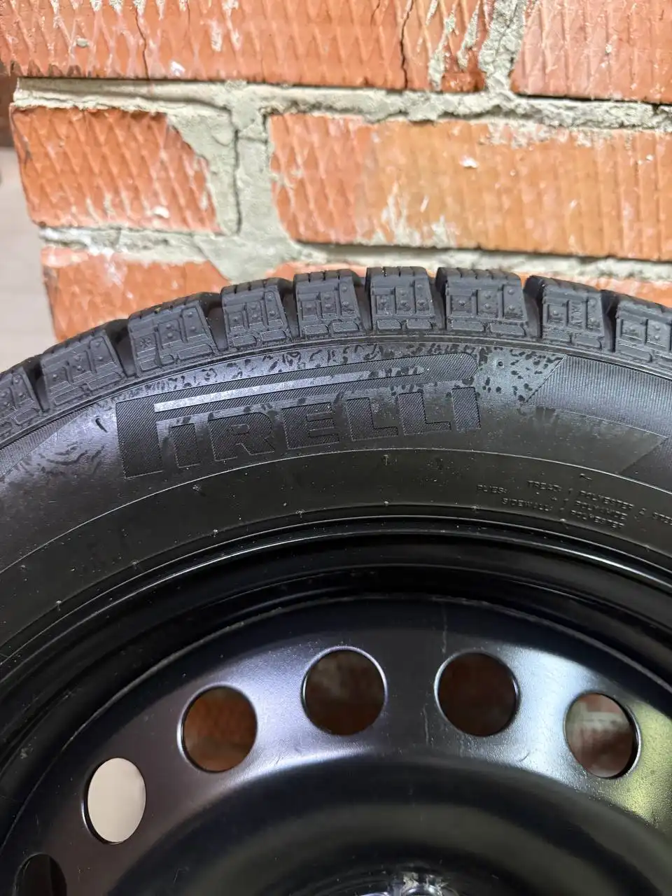 Шины Pirelli Ice Zero 205/55/16 - Шины и диски (Авто) в Краснодар