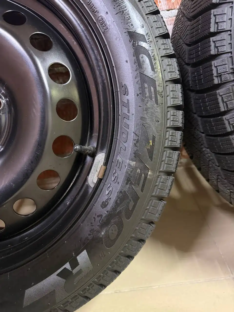 Шины Pirelli Ice Zero 205/55/16 - Шины и диски (Авто) в Краснодар