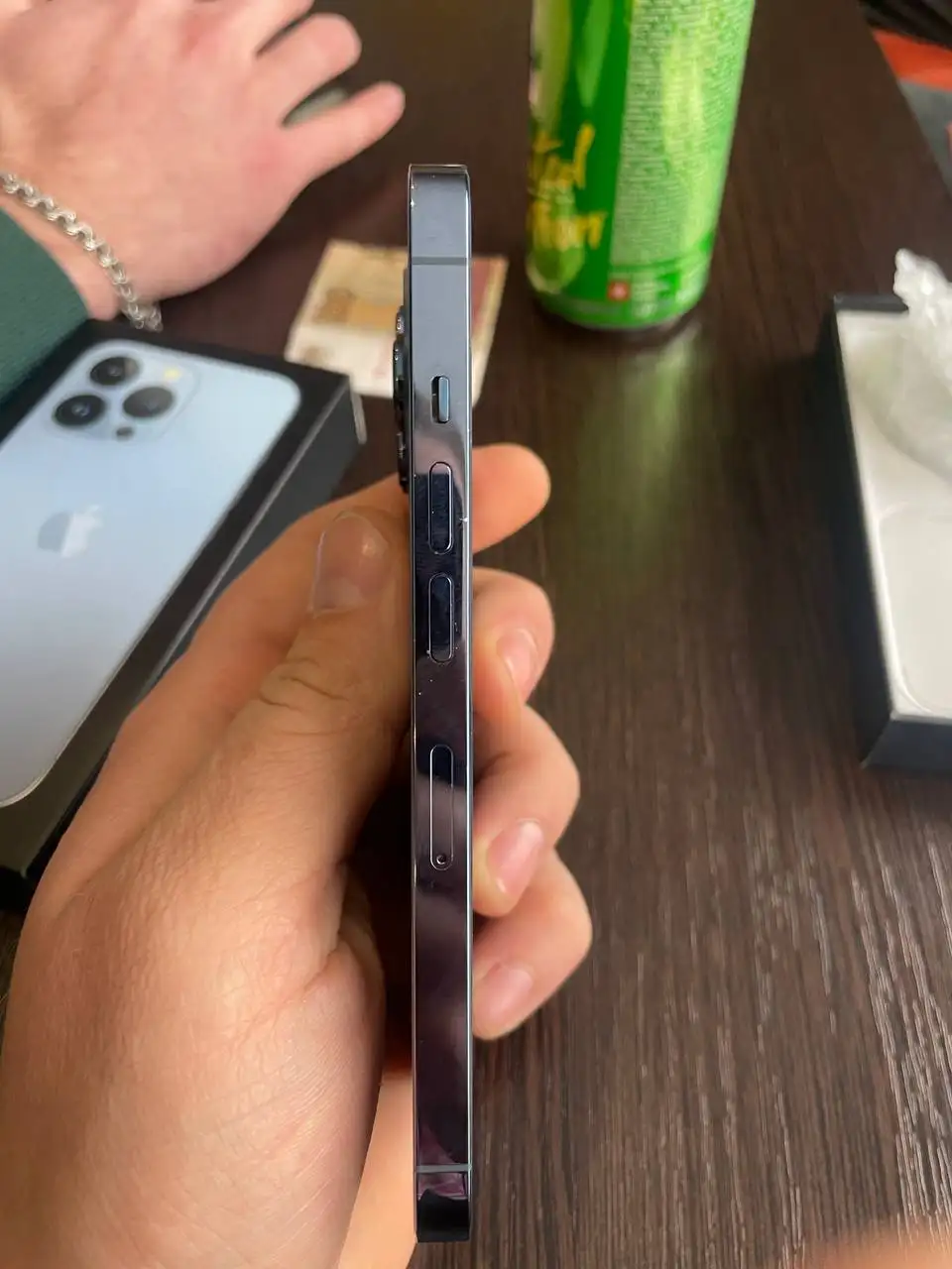 iPhone 13 Pro 128 ГБ заблокированный - Смартфоны и телефоны (Электроника) в Краснодар