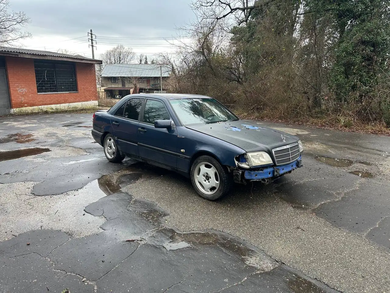 Продажа Мерседес 202 1998 года в Туапсе - Легковые автомобили (Авто) в Туапсе