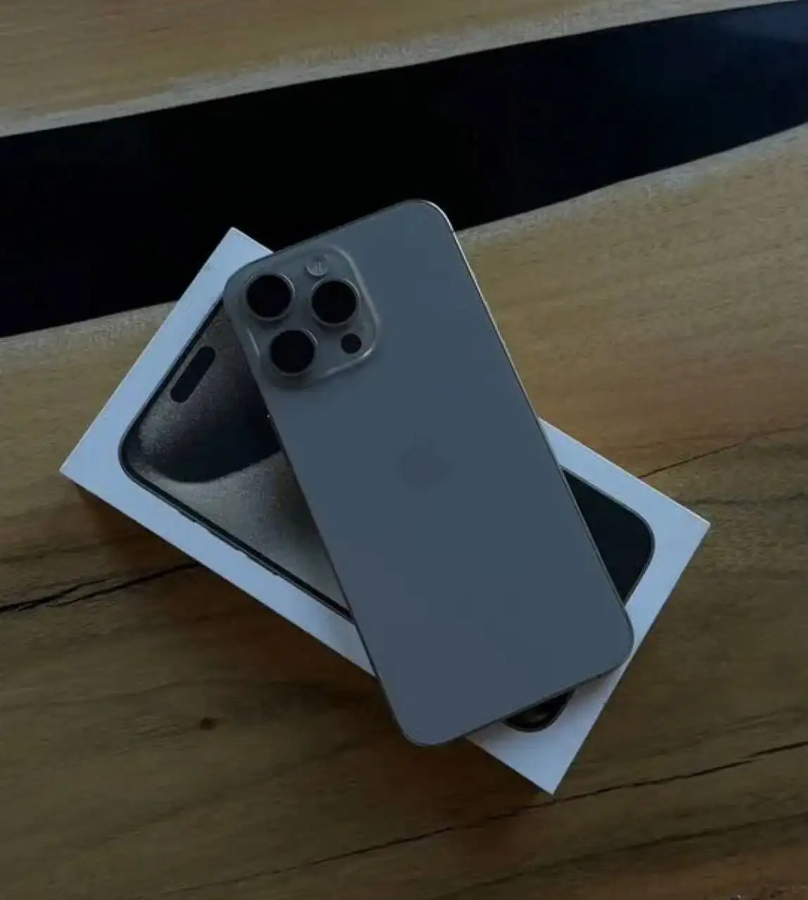 Продам iPhone 15 Pro Max 256GB в идеальном состоянии - Смартфоны и телефоны (Электроника) в Краснодар