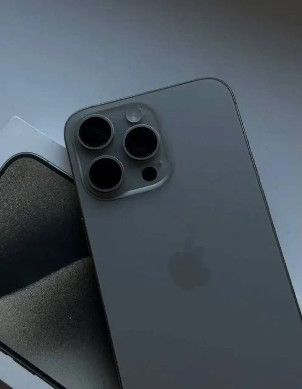 Продам iPhone 15 Pro Max 256GB в идеальном состоянии - Смартфоны и телефоны (Электроника) в Краснодар