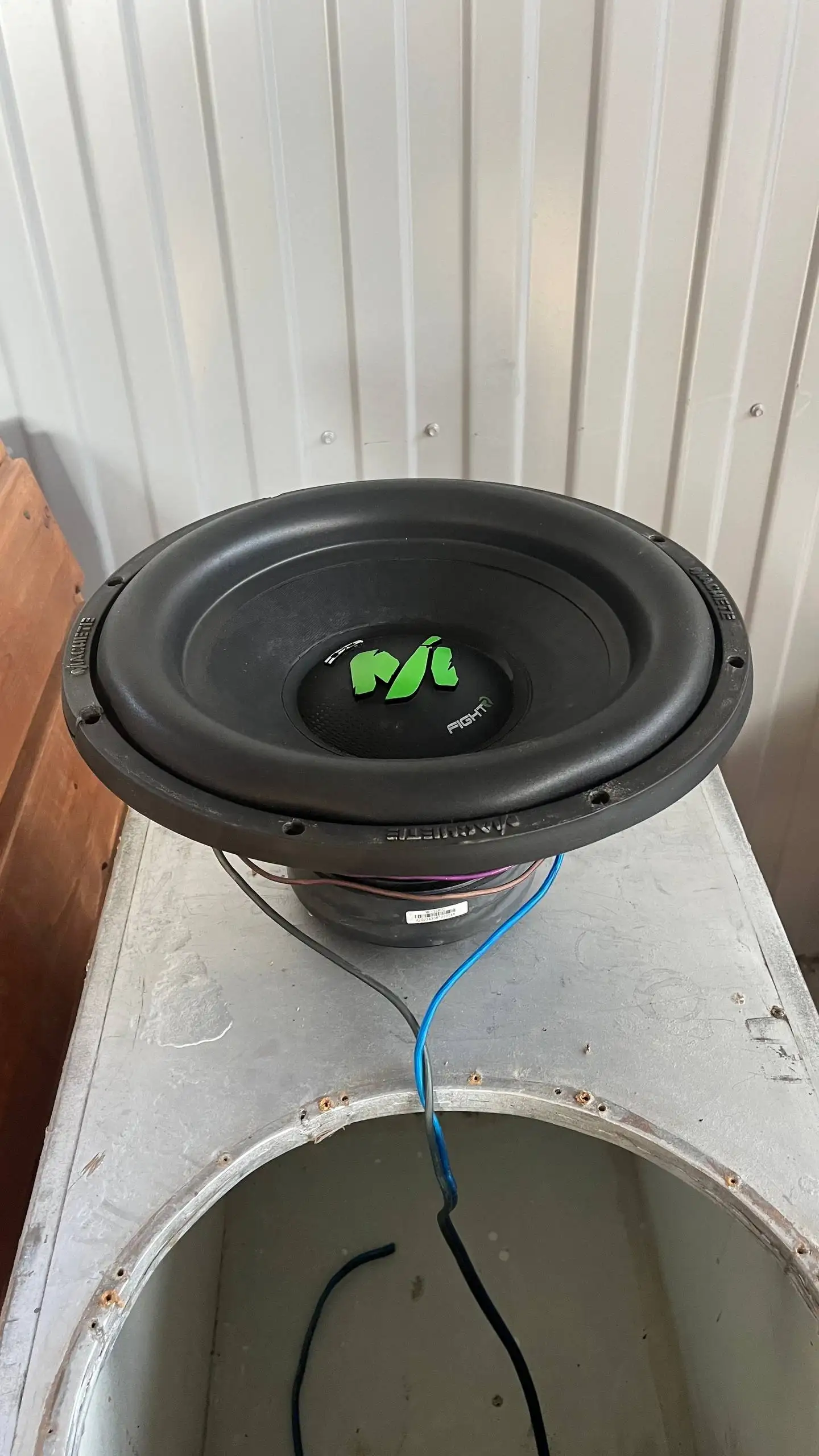 Продажа 14-дюймового монитора - Мониторы (Электроника) в Краснодар