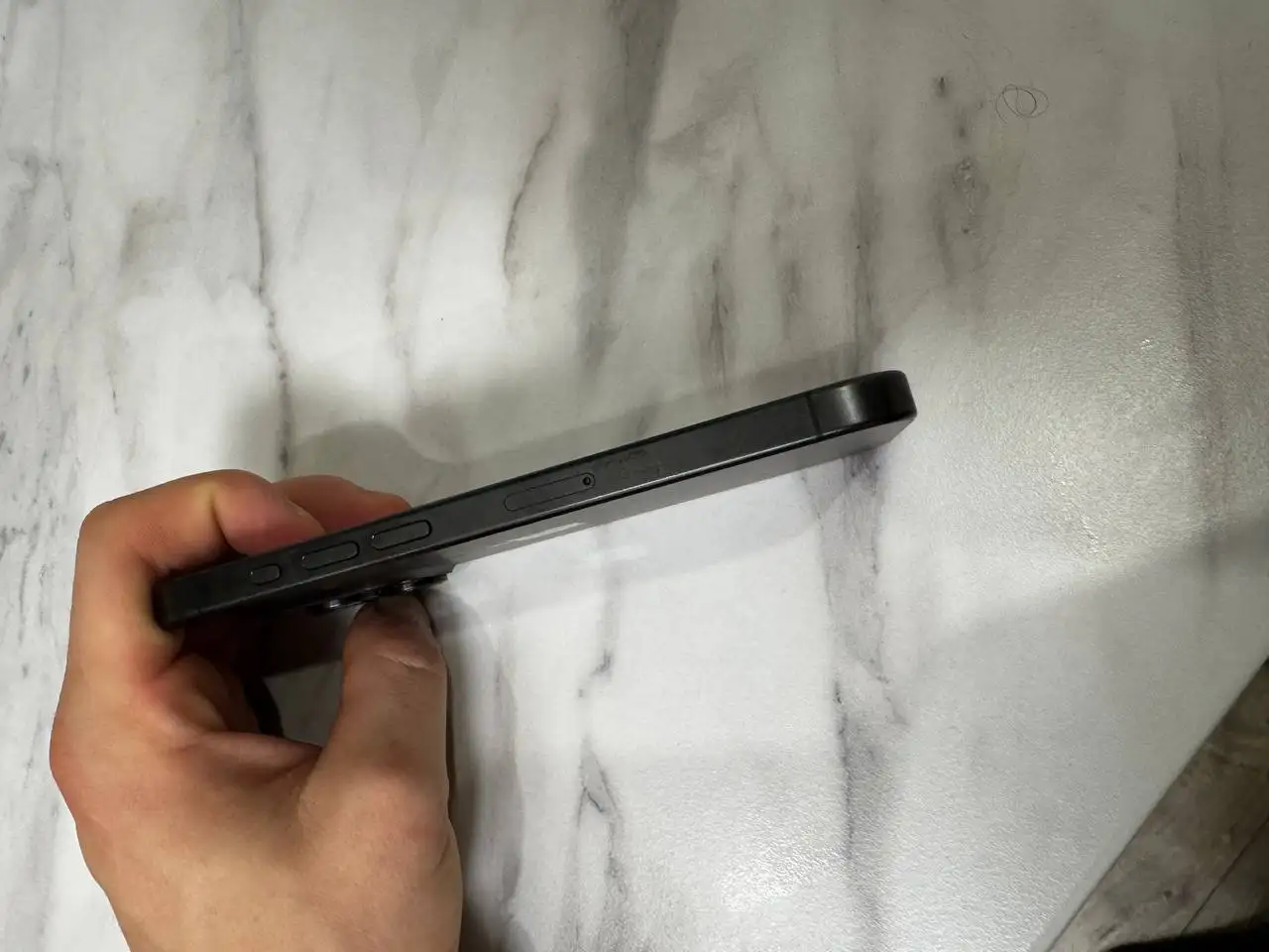 Продам iPhone 15 Pro 256gb - Смартфоны (Электроника) в Краснодар