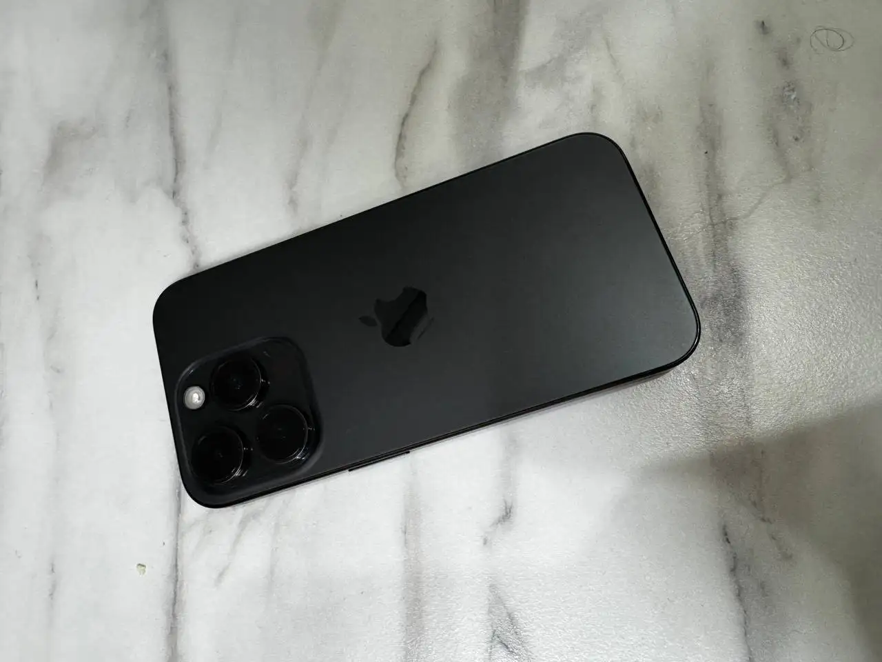 Продам iPhone 15 Pro 256gb - Смартфоны (Электроника) в Краснодар