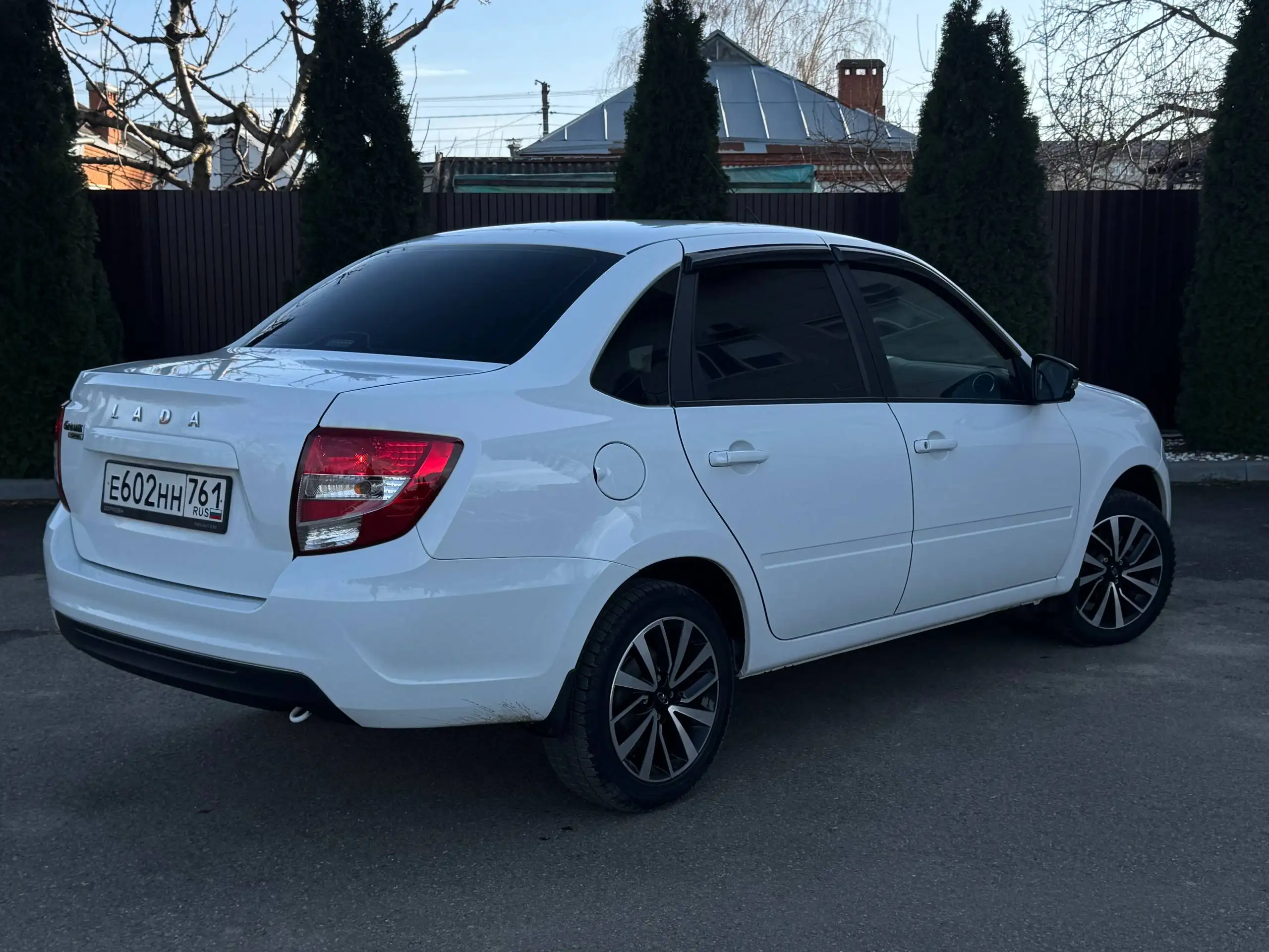 Продажа автомобиля Lada Granta 2023 года - Легковые автомобили (Авто) в Усть-Лабинск