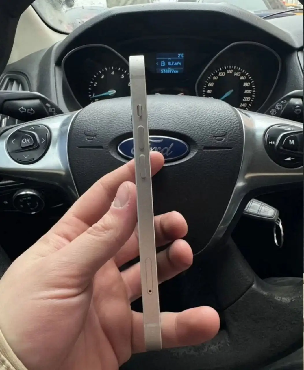 Продам iPhone 13 256GB - Смартфоны (Электроника) в Краснодар