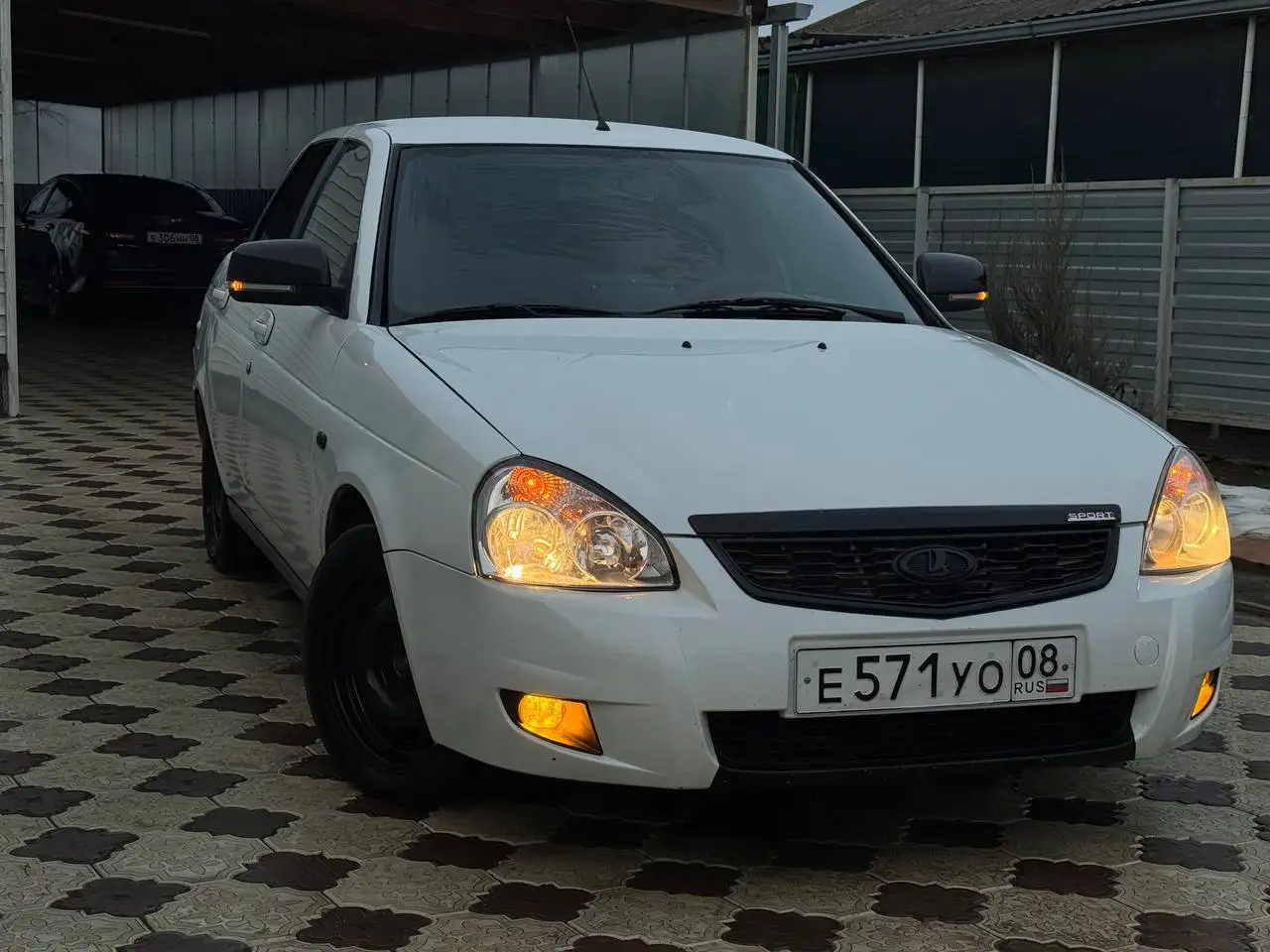 Продажа Лада Приора 2012 года - Легковые автомобили (Авто) в Городовиковск