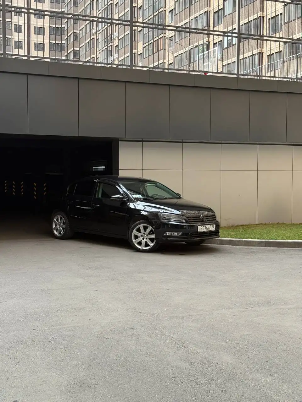 Продажа Volkswagen Passat B7 2011 года - Легковые автомобили (Авто) в Краснодар