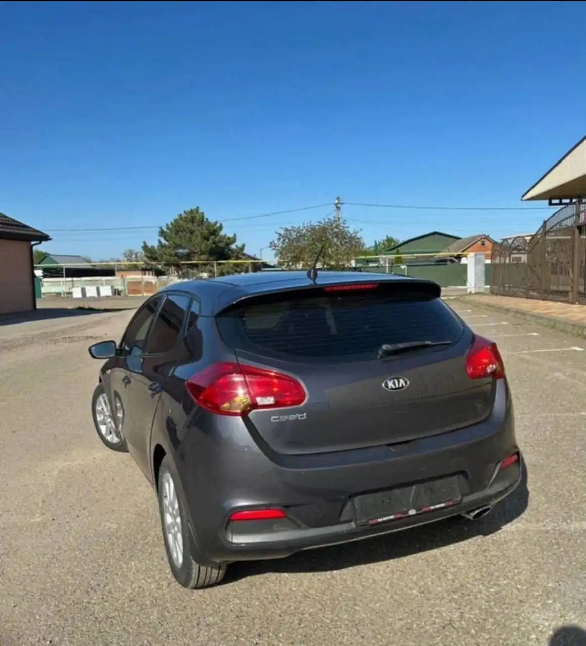 Kia Ceed 2013 года выпуска - Легковые автомобили (Авто) в Ладожская