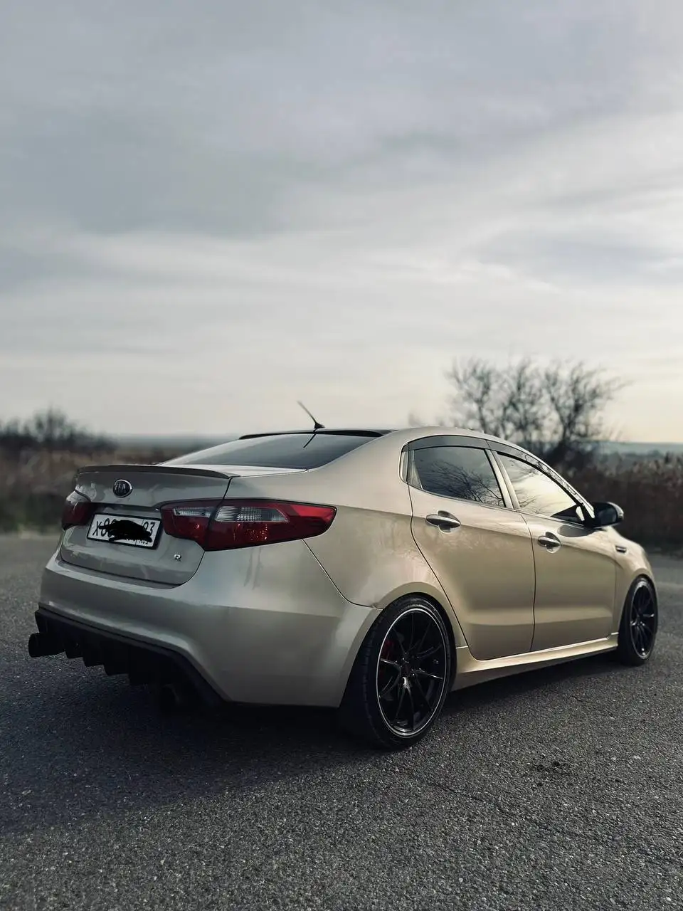 Продажа Киа Рио 3 2013 года - Легковые автомобили (Авто) в Темрюк