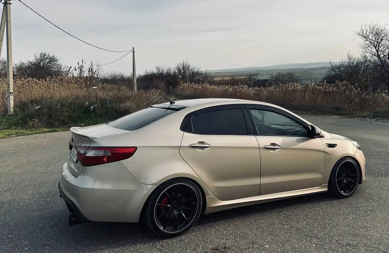 Продажа Киа Рио 3 2013 года - Легковые автомобили (Авто) в Темрюк