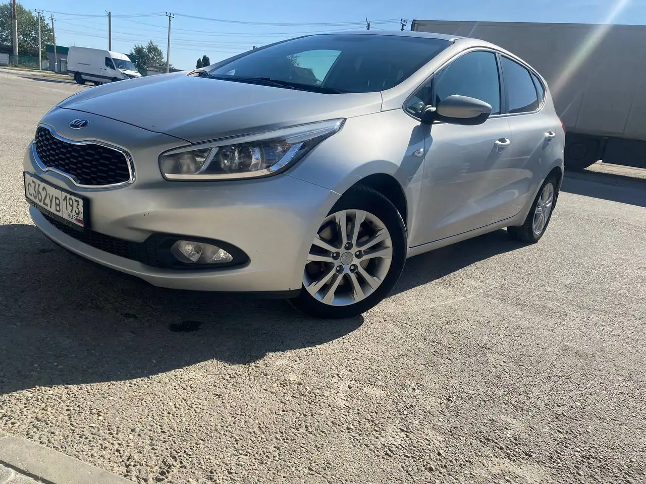 Автомобиль 2014 года в хорошем состоянии - Легковые автомобили (Авто) в Краснодар