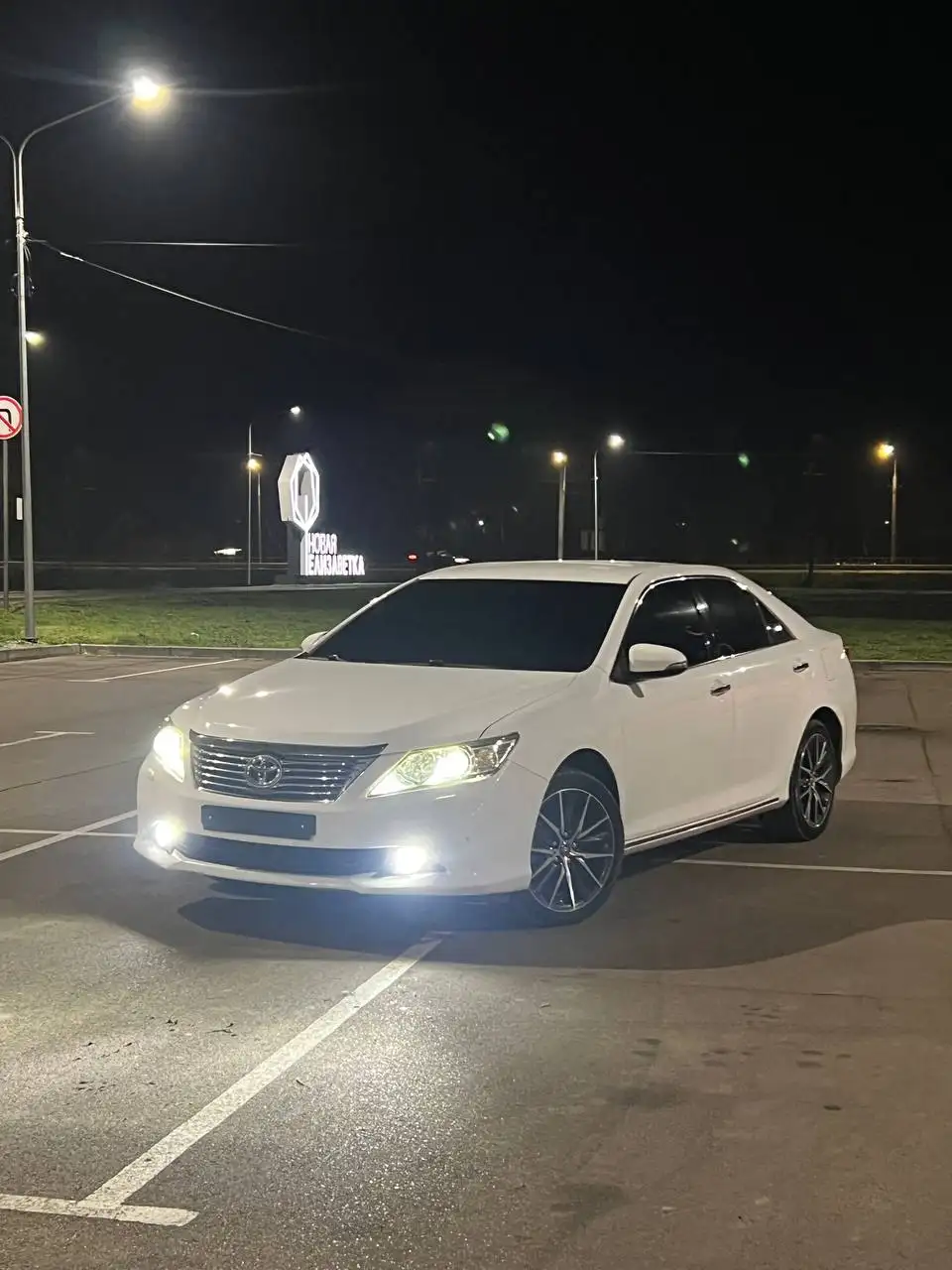 Продажа Toyota Camry XV50 2013 года в максимальной комплектации - Авто в Краснодар