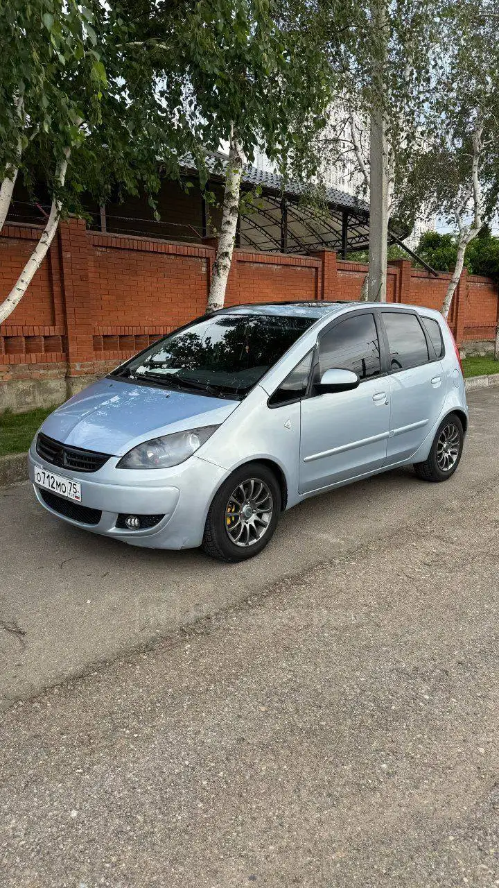 Продажа Mitsubishi Colt 2004 года в Майкопе - Авто в Майкоп