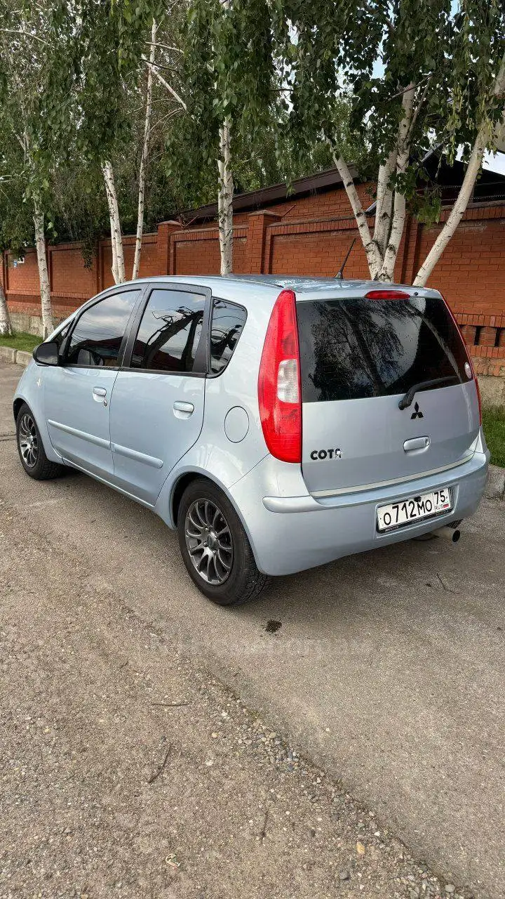 Продажа Mitsubishi Colt 2004 года в Майкопе - Авто в Майкоп