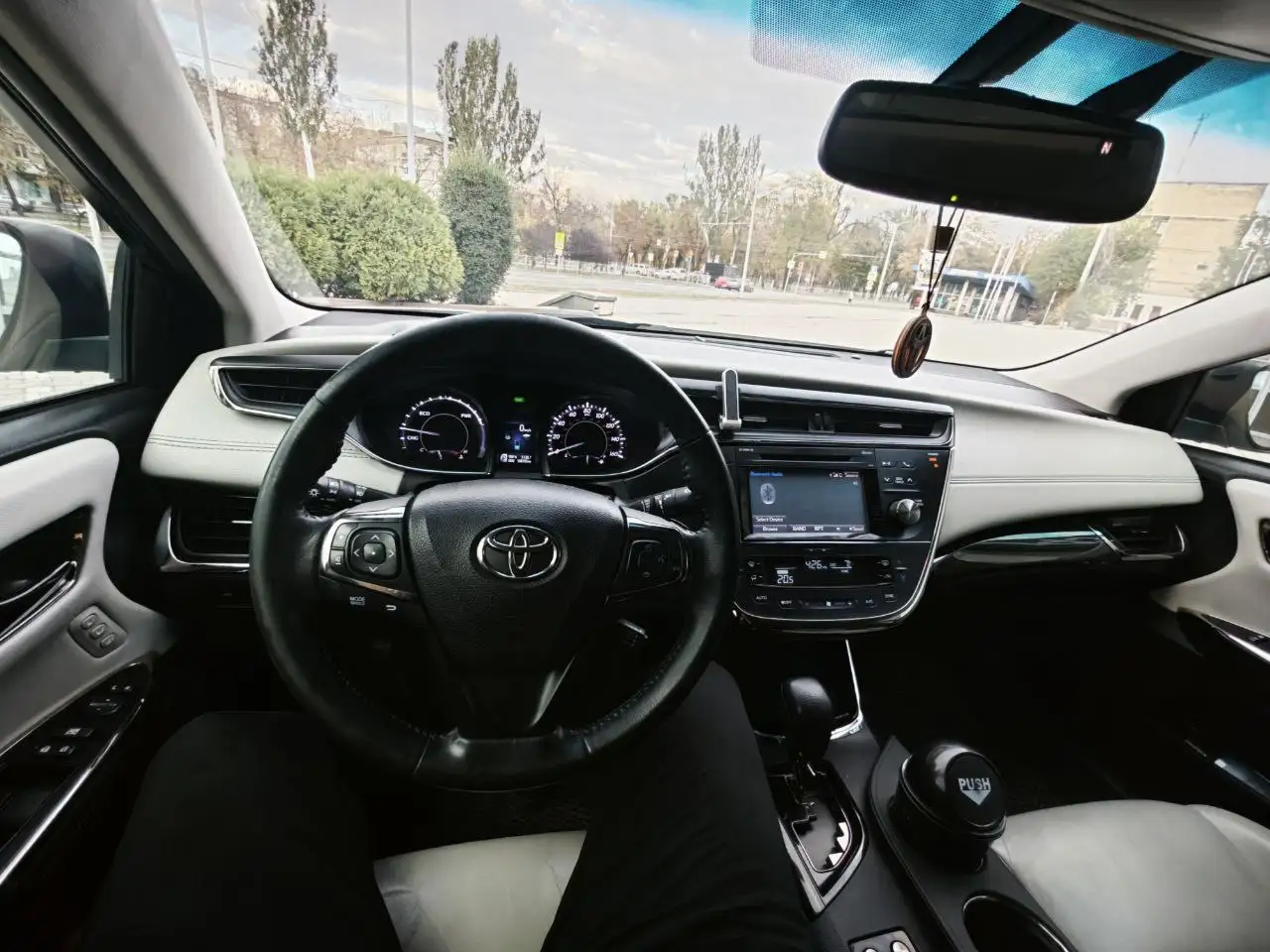 Toyota Avalon 2015 гибрид - Авто в Краснодар