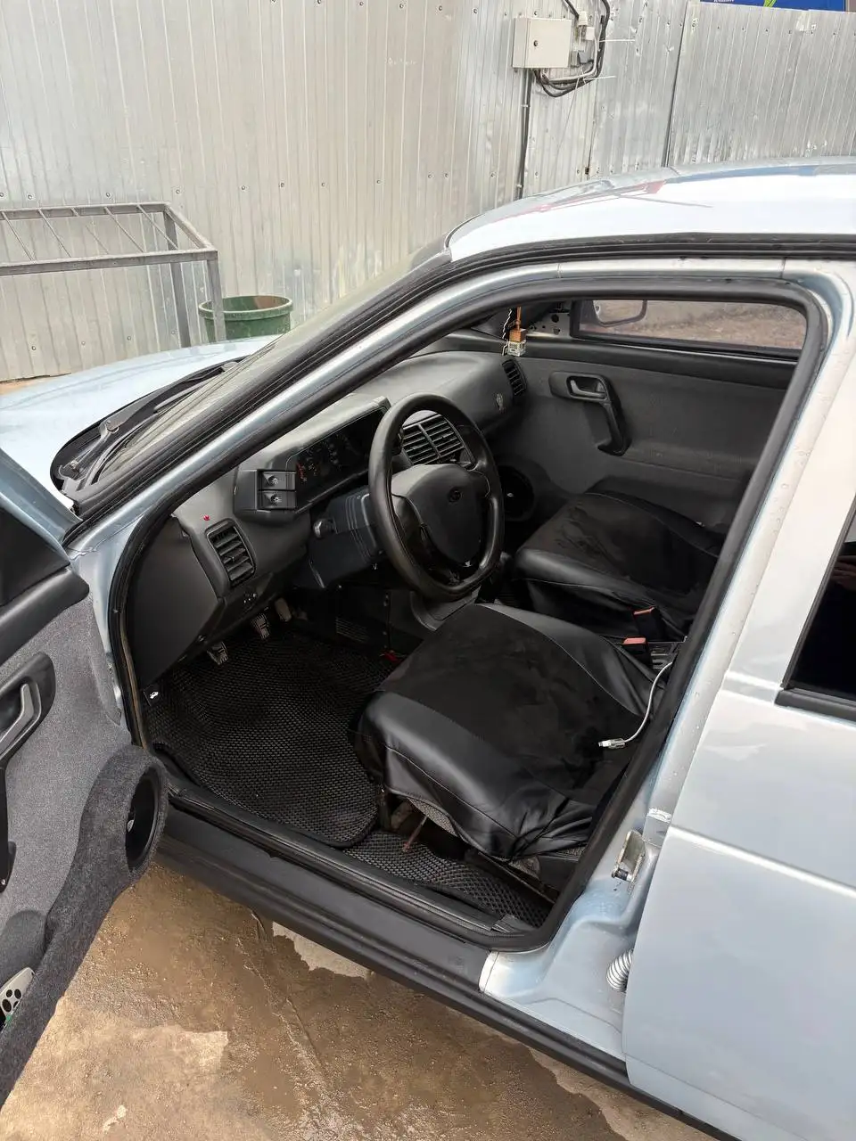 Продажа ВАЗ 2112 2001 года выпуска - Легковые автомобили (Авто) в Краснодар