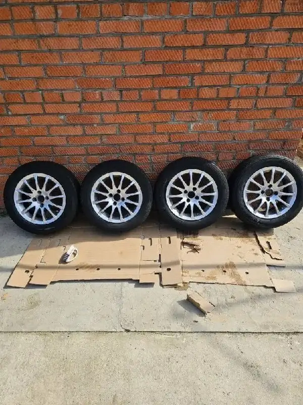 Продажа автомобильных шин с дисками - Шины и диски (Авто) в Краснодар
