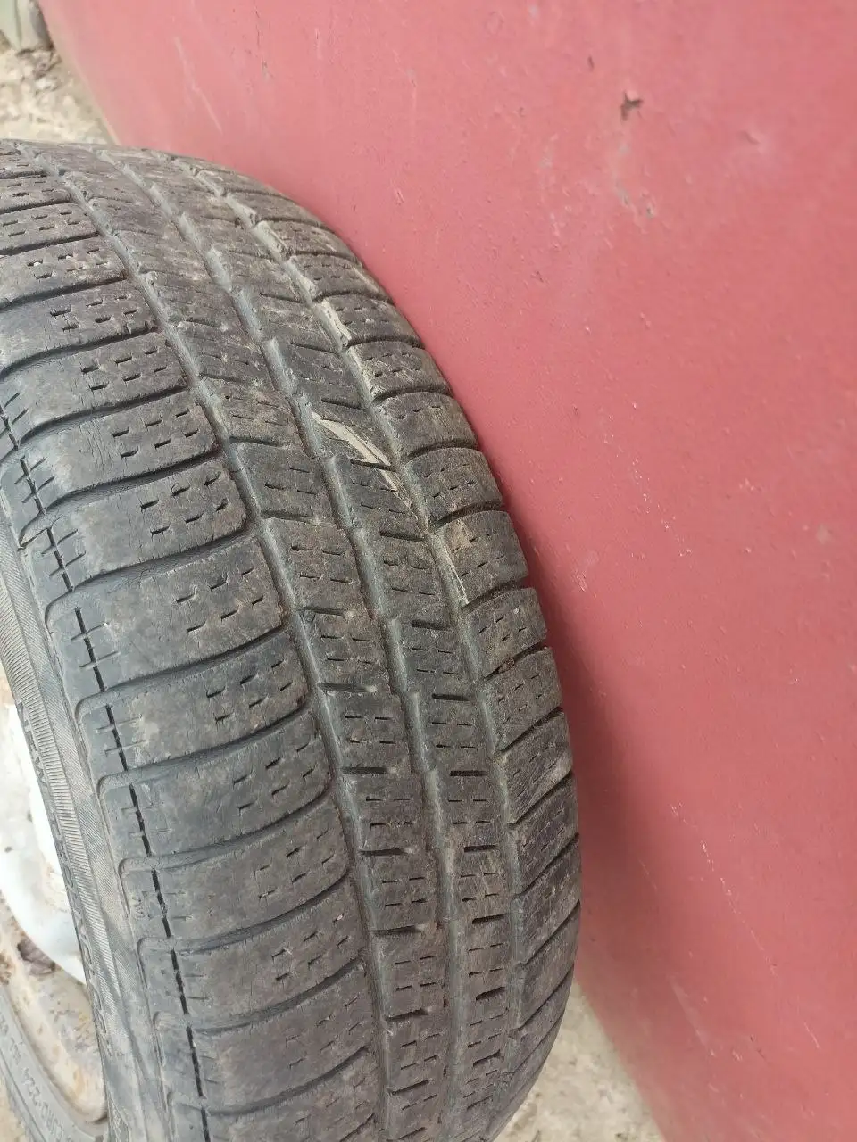 Одно колесо ВАЗ R13 - Шины и диски (Запчасти) в Краснодар