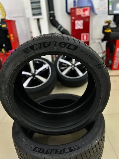 Продам новую оригинальную шину - частное объявление в Краснодар