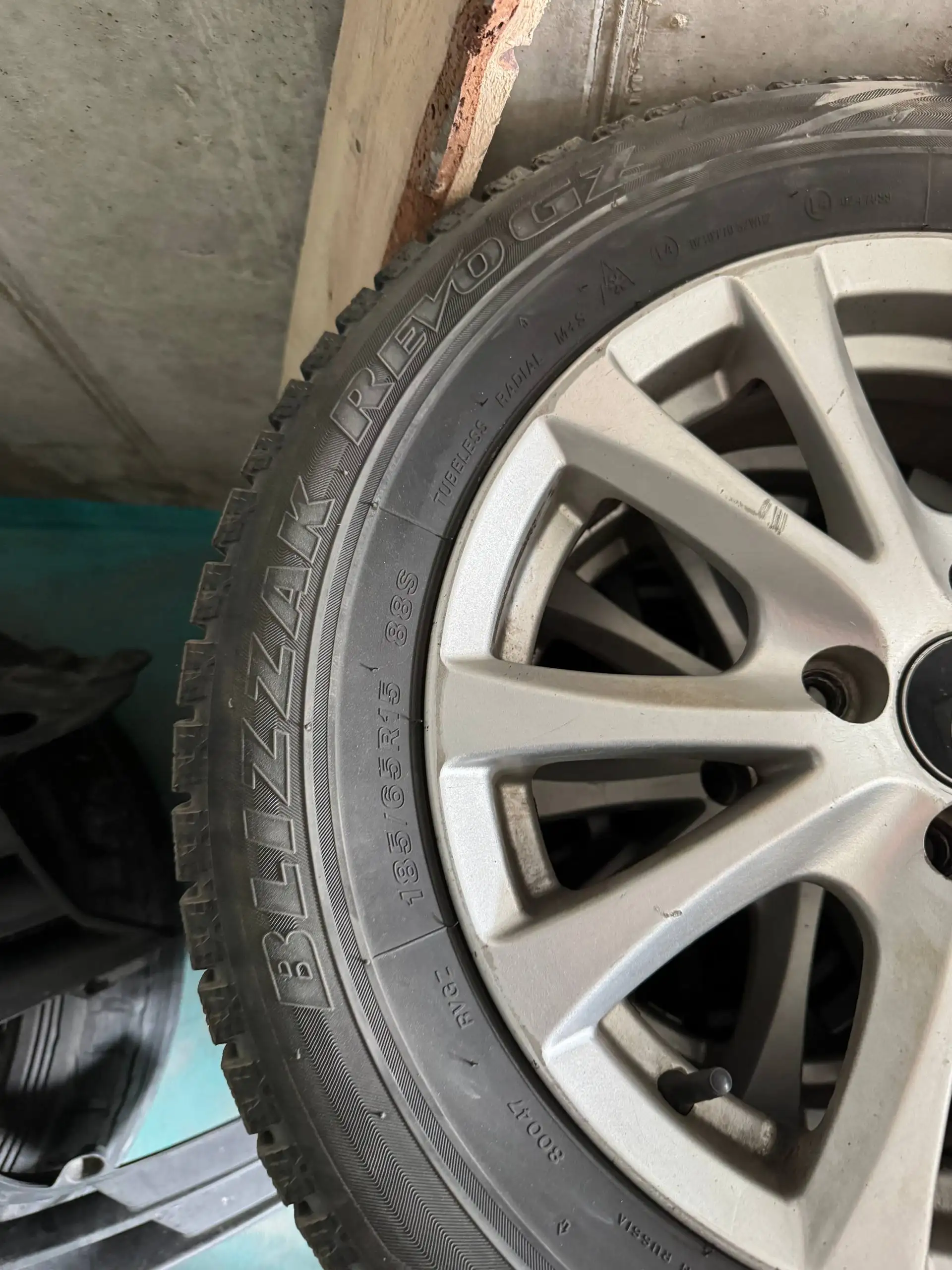 Р15 заводские от Соляриса - Запчасти (Авто) в Краснодар