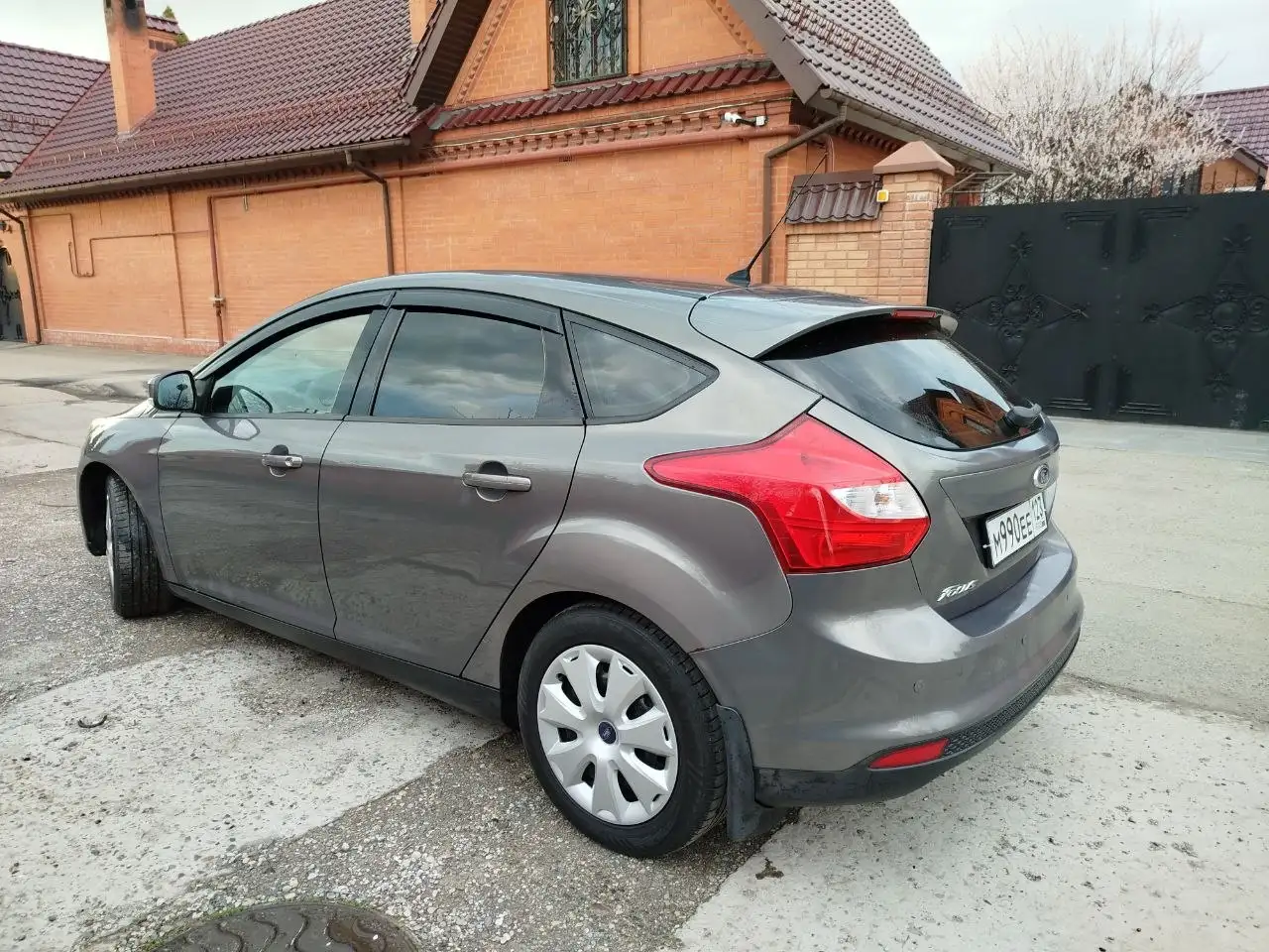 Ford Focus 2012 в Тимашевске - Легковые автомобили (Авто) в Тимашевск