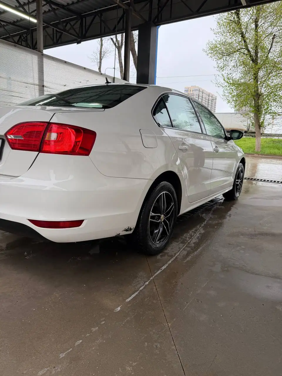 Volkswagen Jetta 2013 года в Краснодаре - Легковые автомобили (Авто) в Краснодар