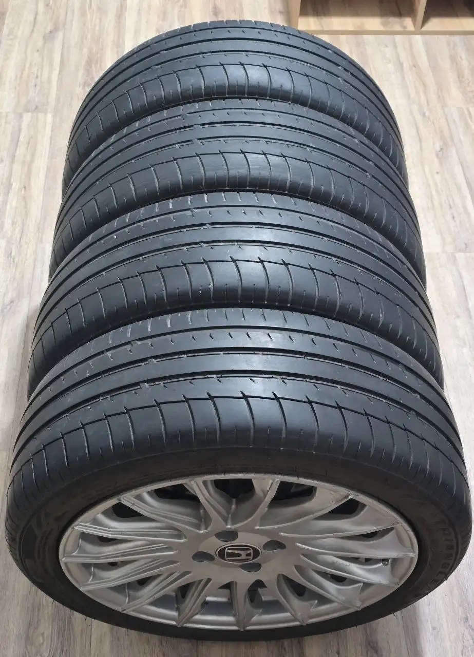 Диски 'Турбины' с резиной TRIANGLE SPORTEX 215/45/17 - Диски и шины (Запчасти) в Краснодар